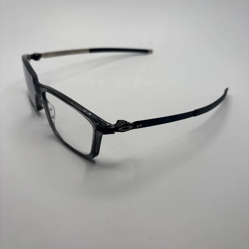 Oakley pitchman ox8050